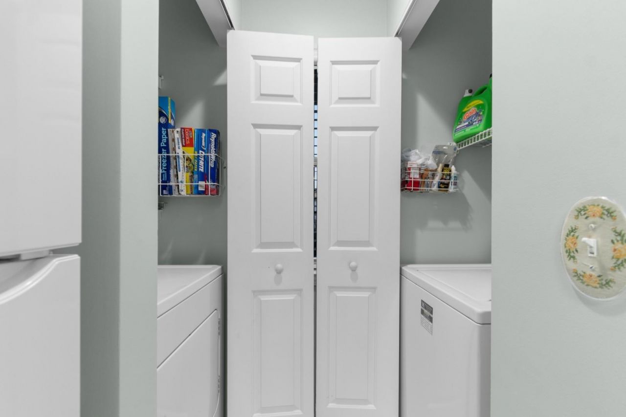 668 Tupelo Ln. Photo 22