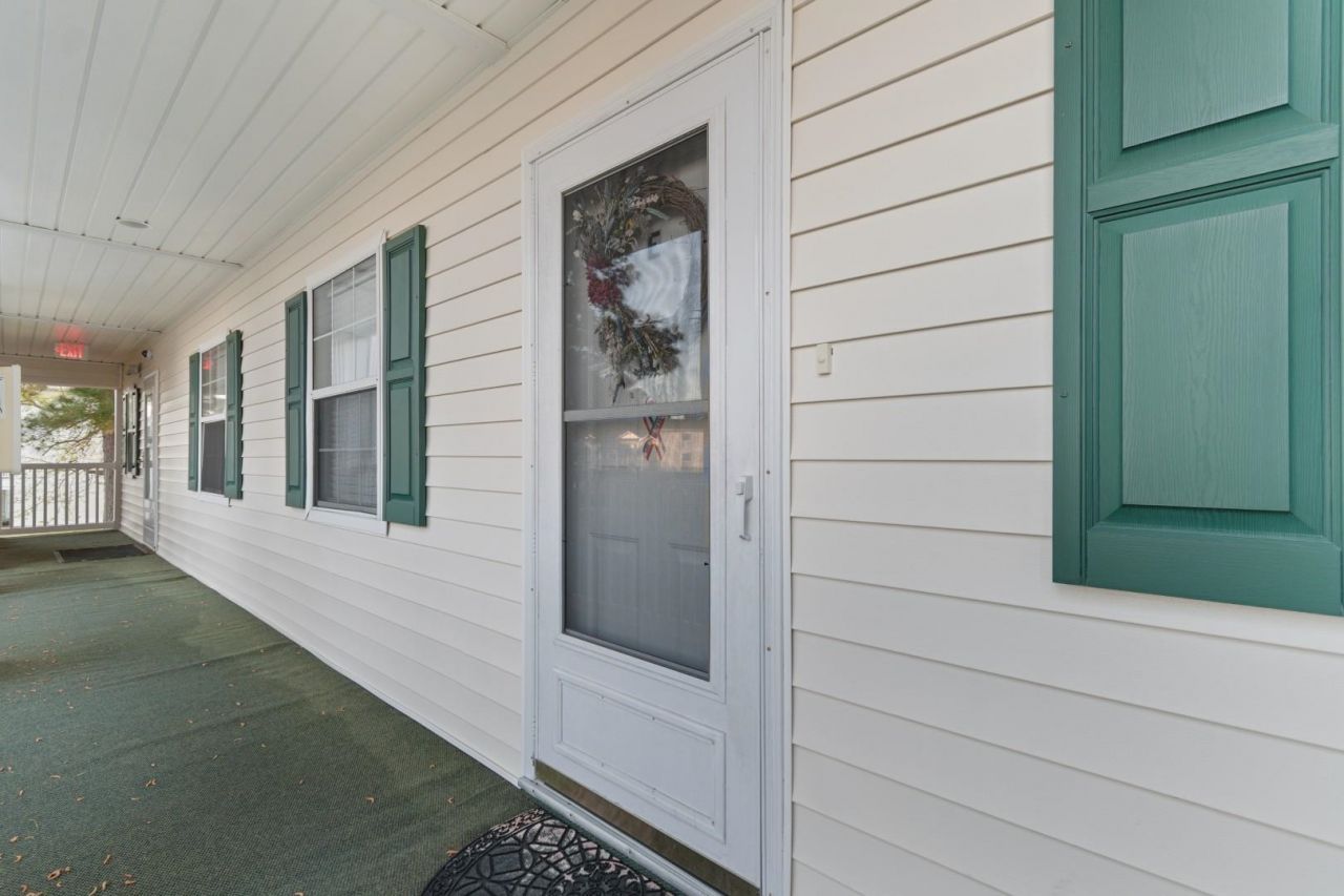 668 Tupelo Ln. Photo 25