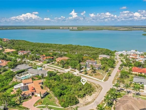 790 Inlet DR , MARCO ISLAND, FL 34145