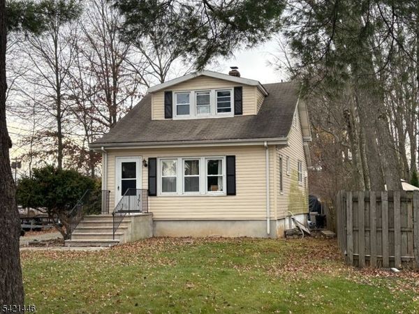 317 Plainfield Ave, Berkeley Heights, NJ 07922