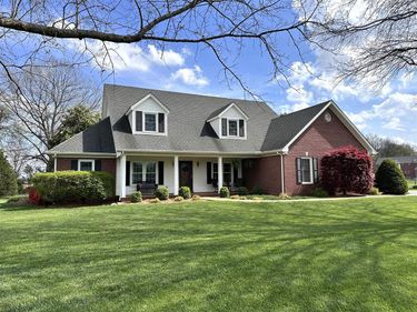 262 Southwind Drive, Bowling Green, KY 42104