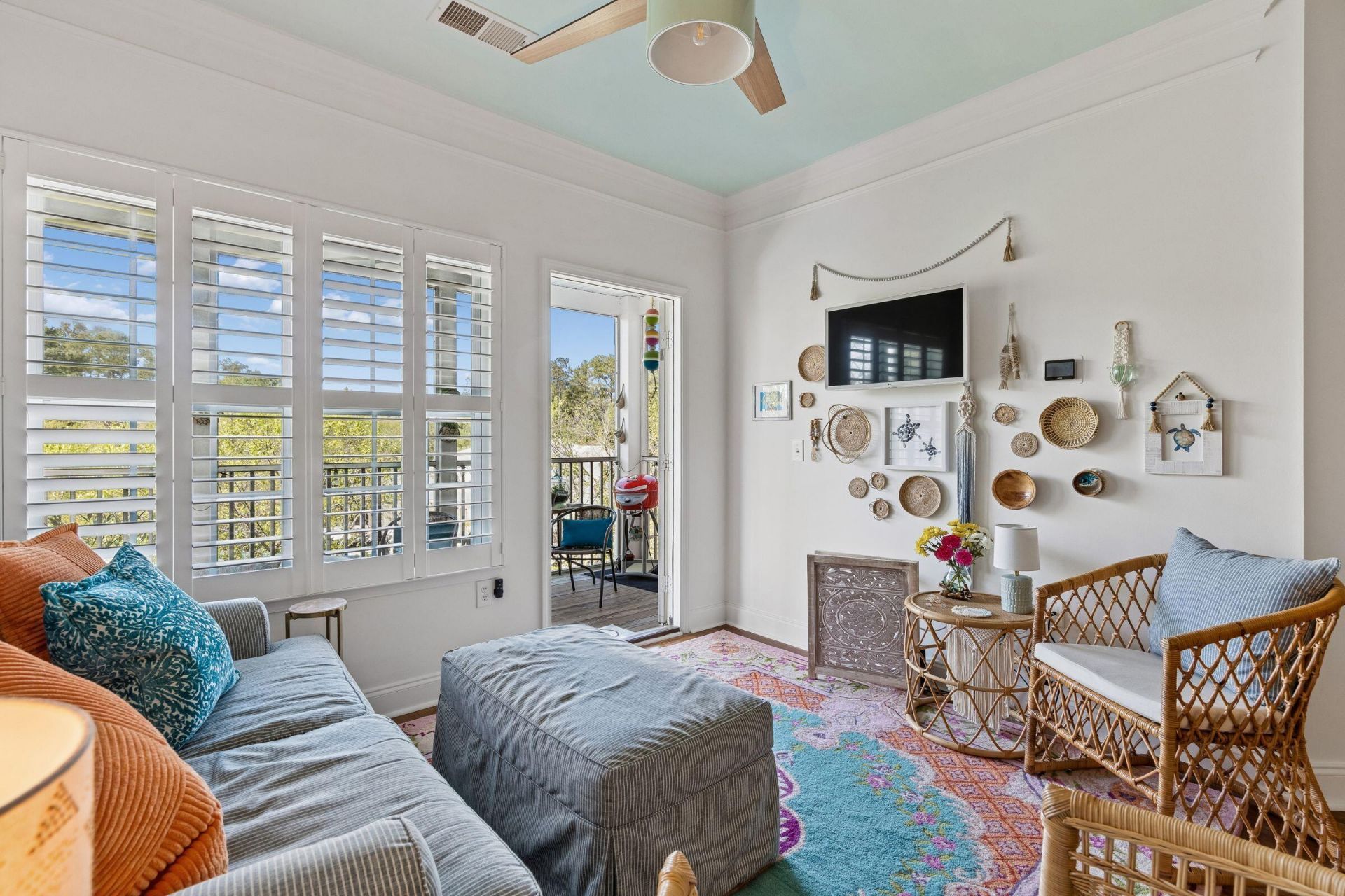 1920 Basildon Road Photo 12