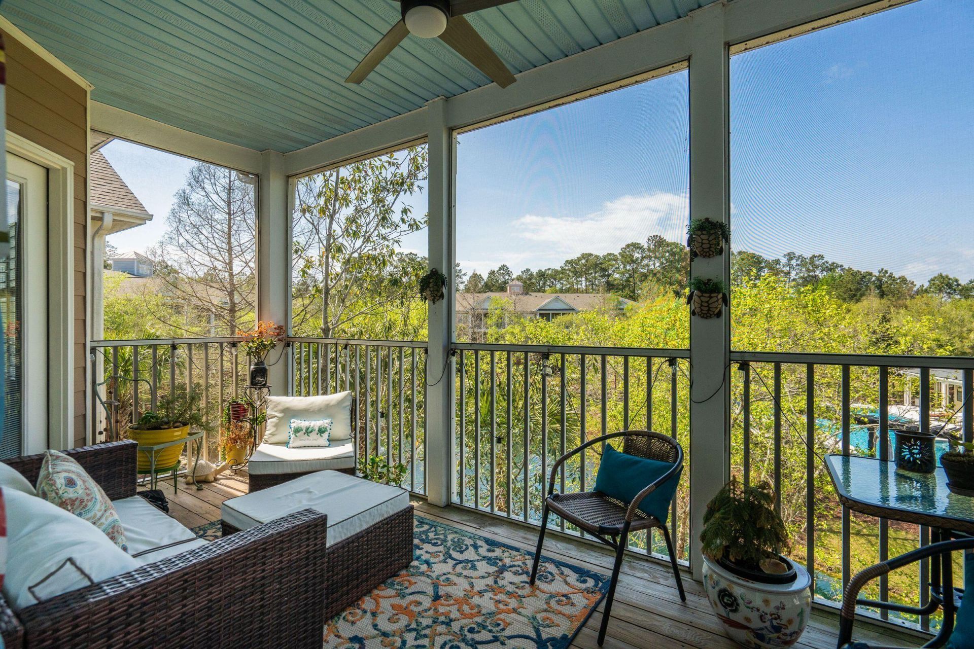 1920 Basildon Road Photo 15