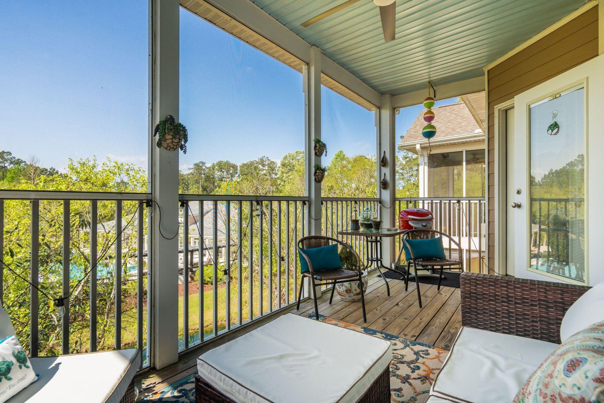 1920 Basildon Road Photo 17