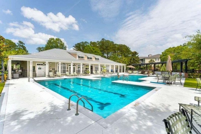 1920 Basildon Road Photo 28