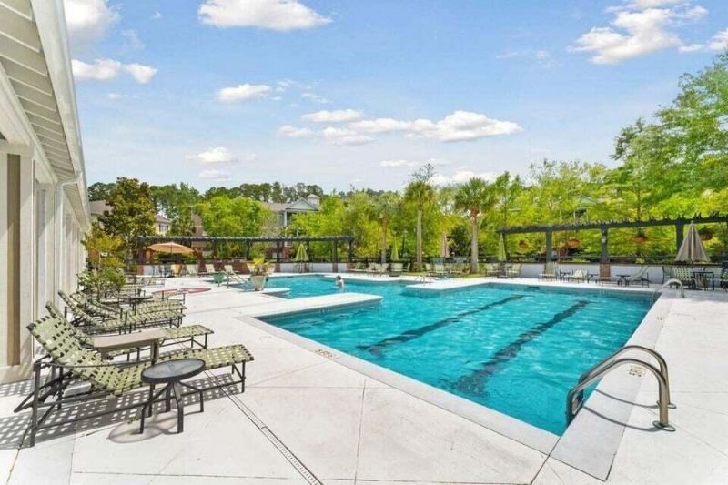 1920 Basildon Road Photo 29