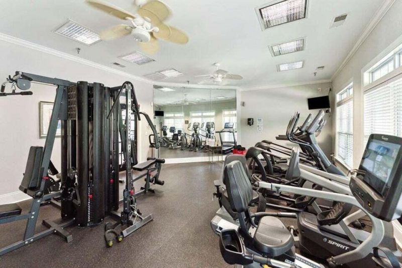 1920 Basildon Road Photo 32