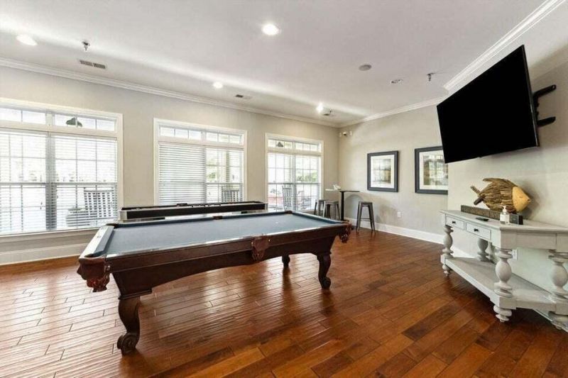 1920 Basildon Road Photo 33