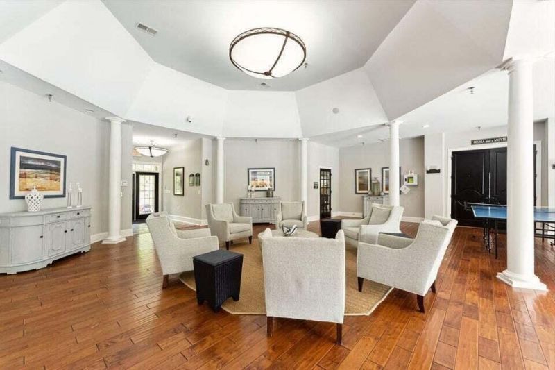 1920 Basildon Road Photo 35