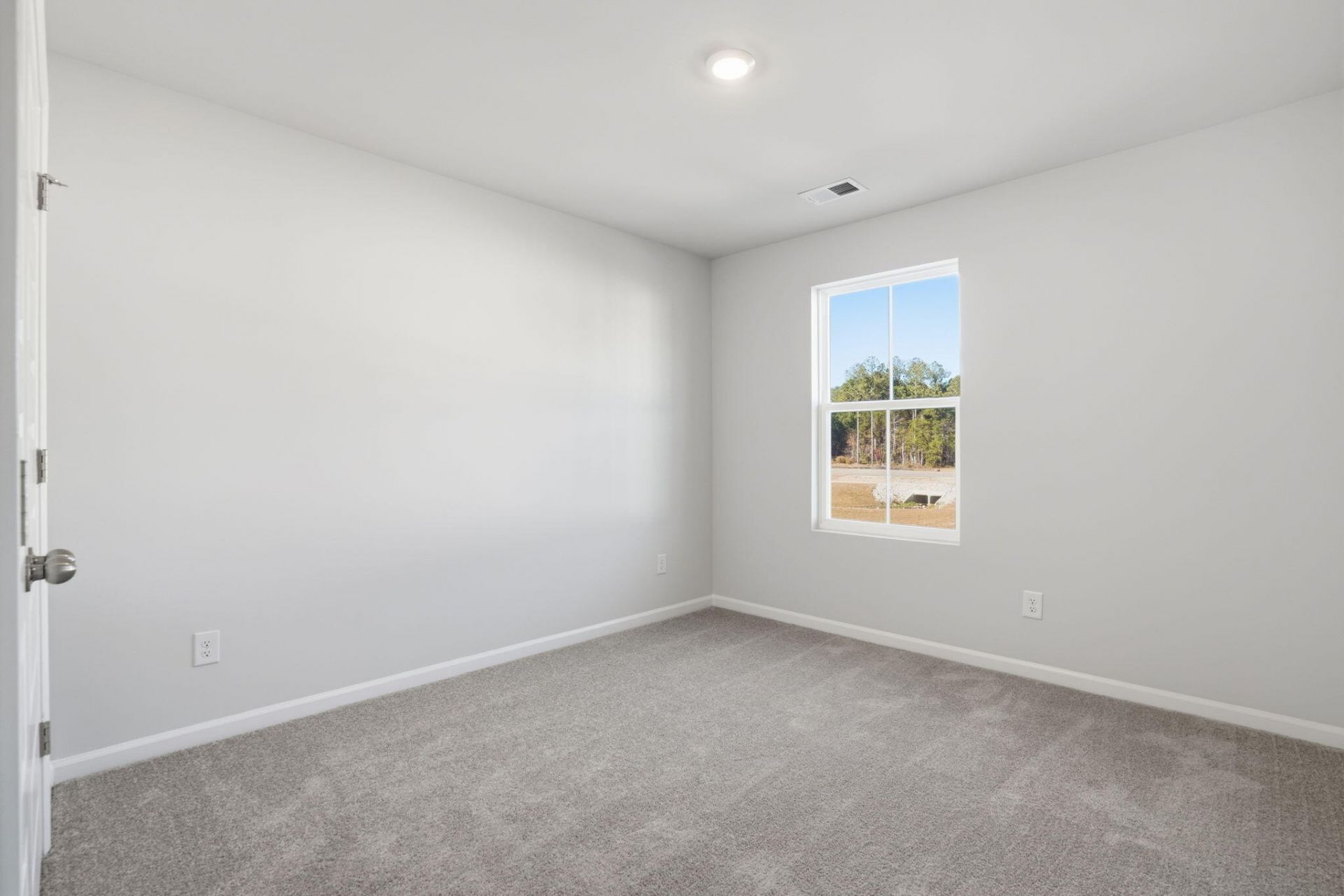 402 Tiliwa Street Photo 19