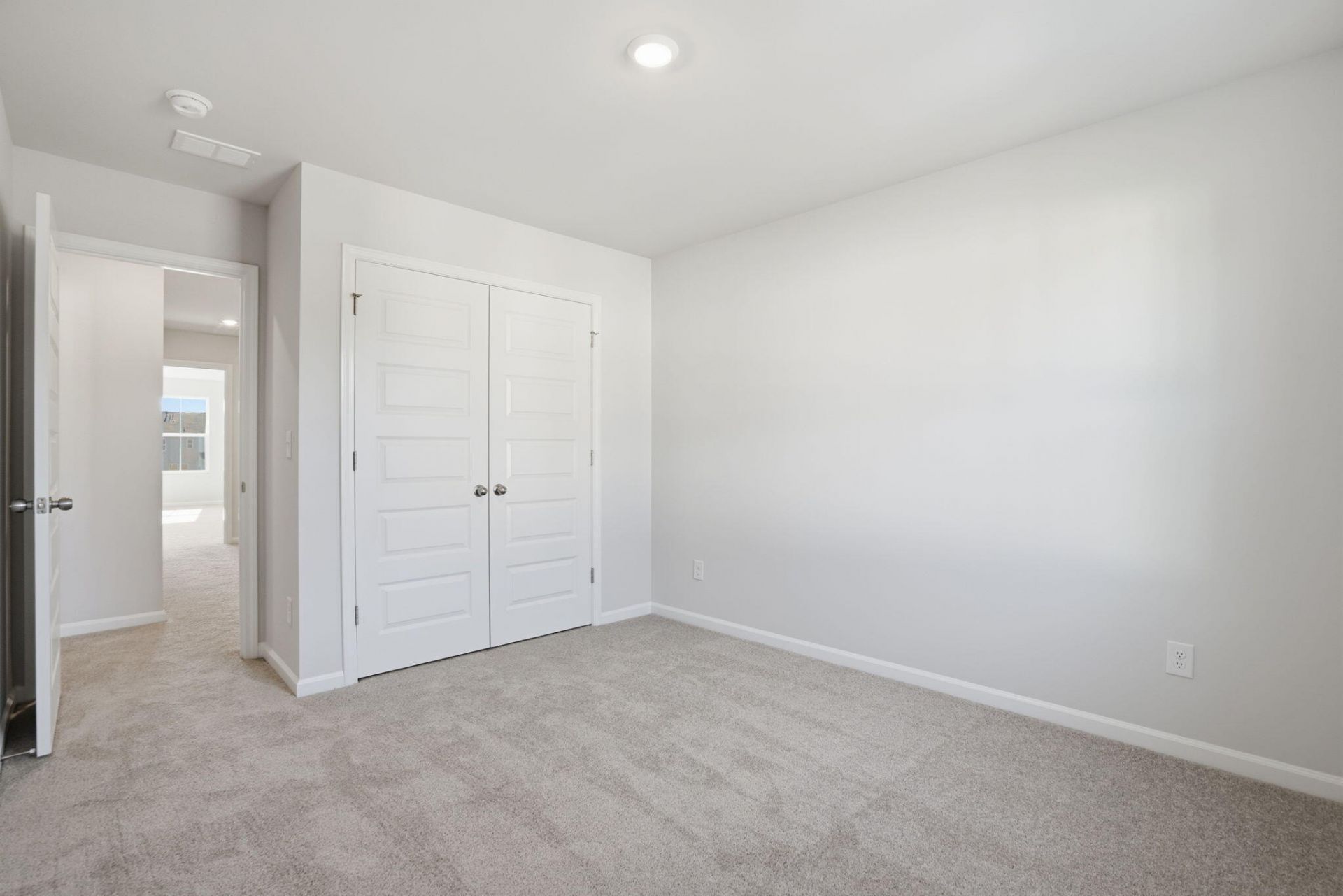 402 Tiliwa Street Photo 20