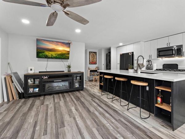 1205 N Santa Fe Ave , Unit 50, Vista, CA 92084