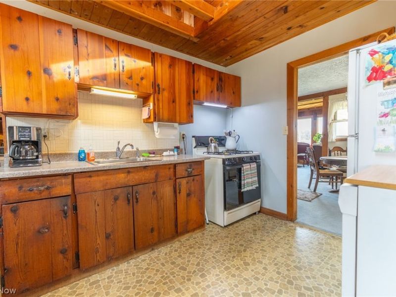 28 Wellesly Boulevard , Painesville, OH 44077 Photo 18