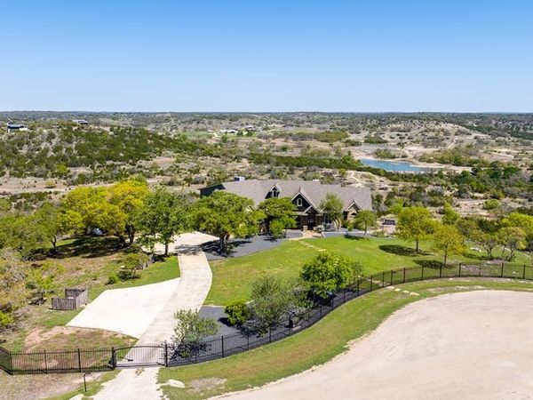 203 Flight PATH, Fredericksburg, TX 78624