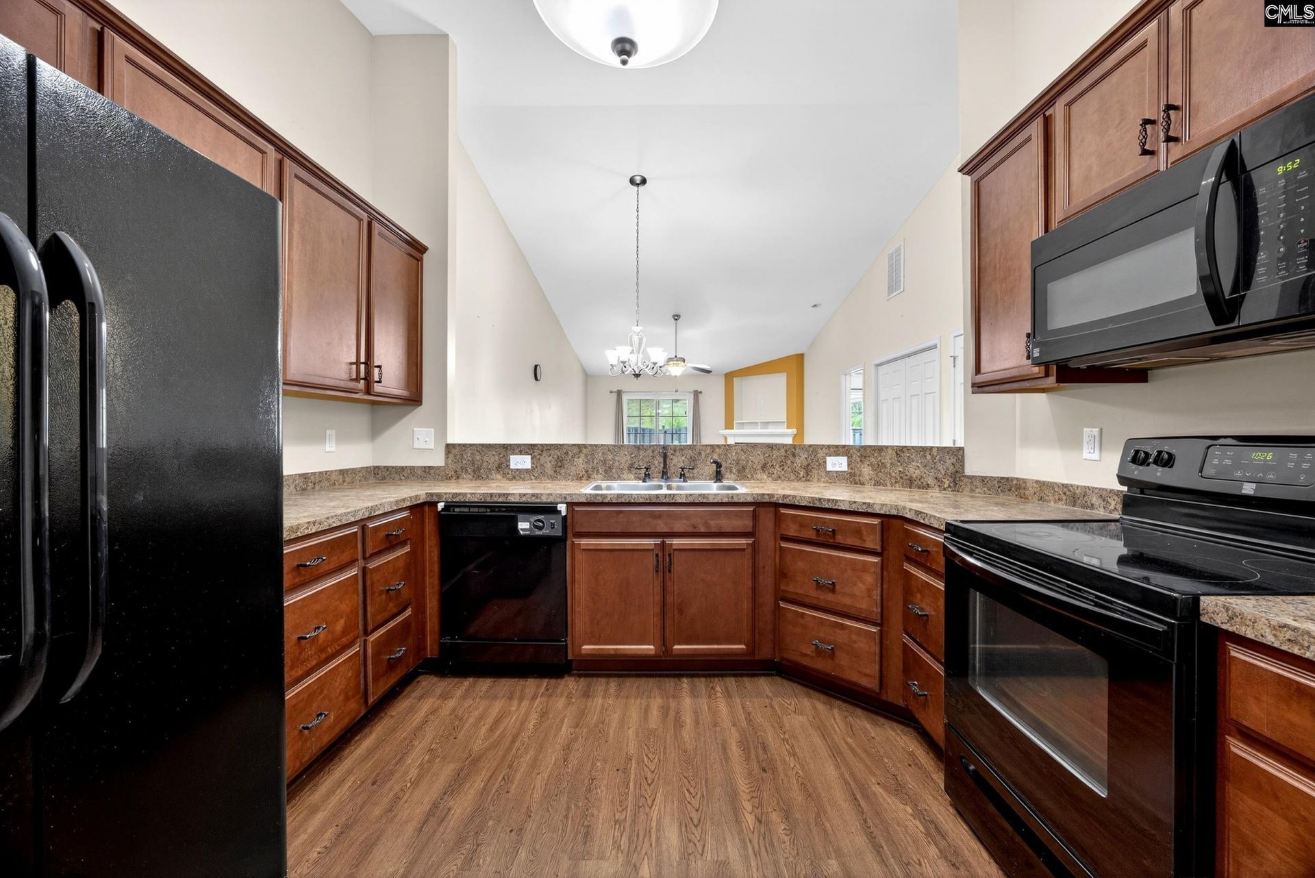 141 Tennis View Court  Photo 18