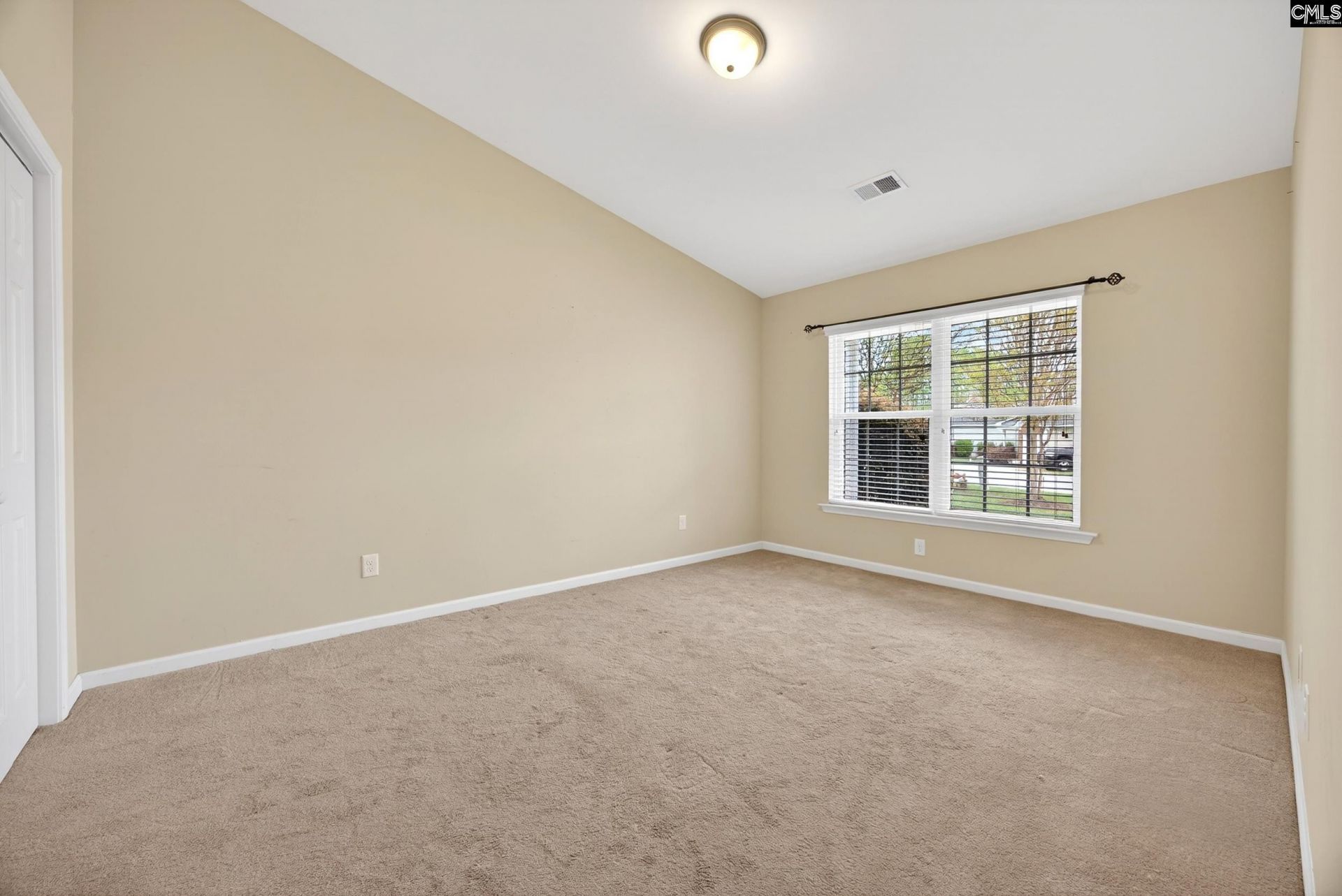 141 Tennis View Court  Photo 29