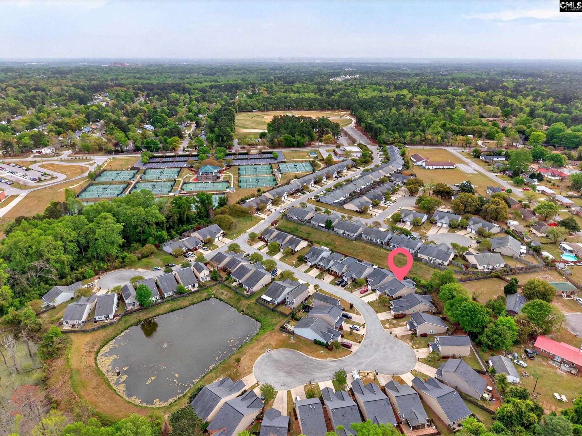 141 Tennis View Court  Photo 5