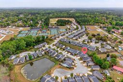 141 Tennis View Court  photo 4