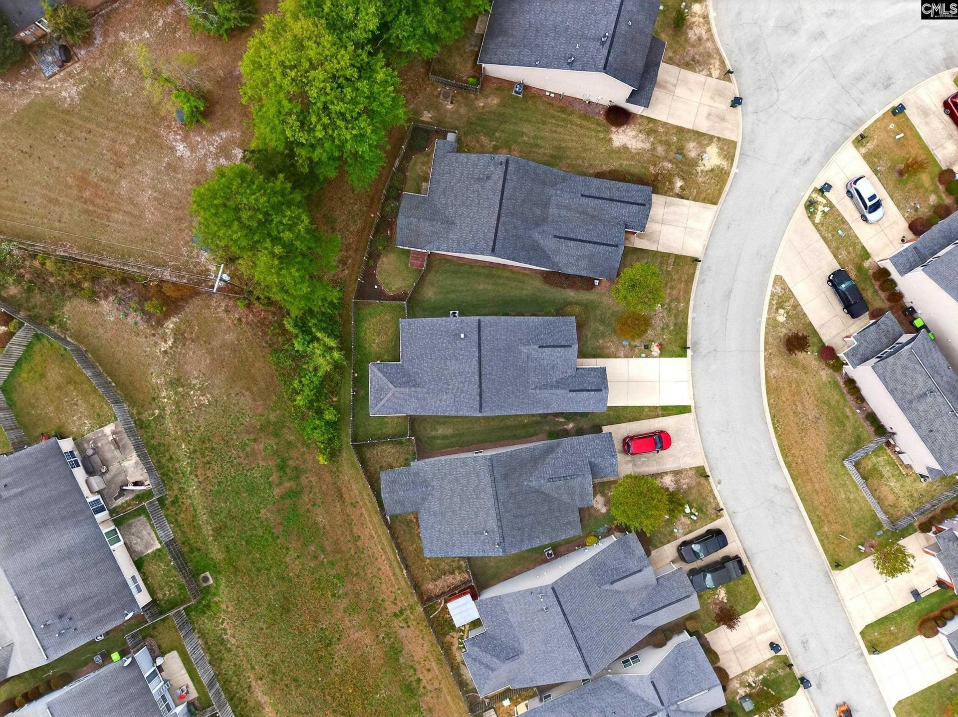 141 Tennis View Court  Photo 6