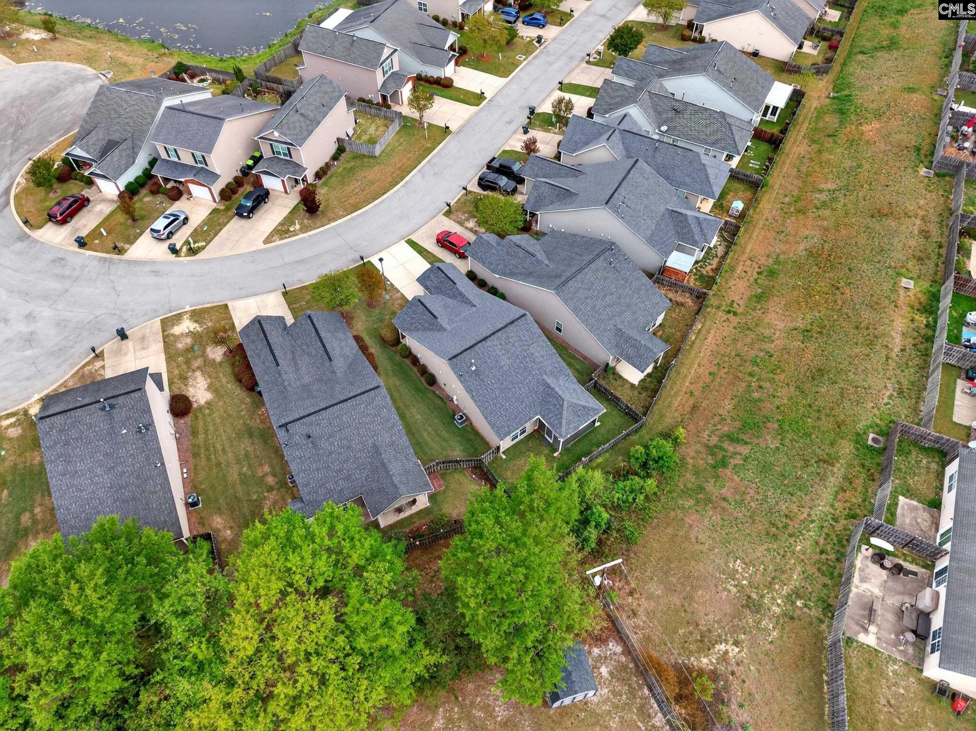 141 Tennis View Court  Photo 9