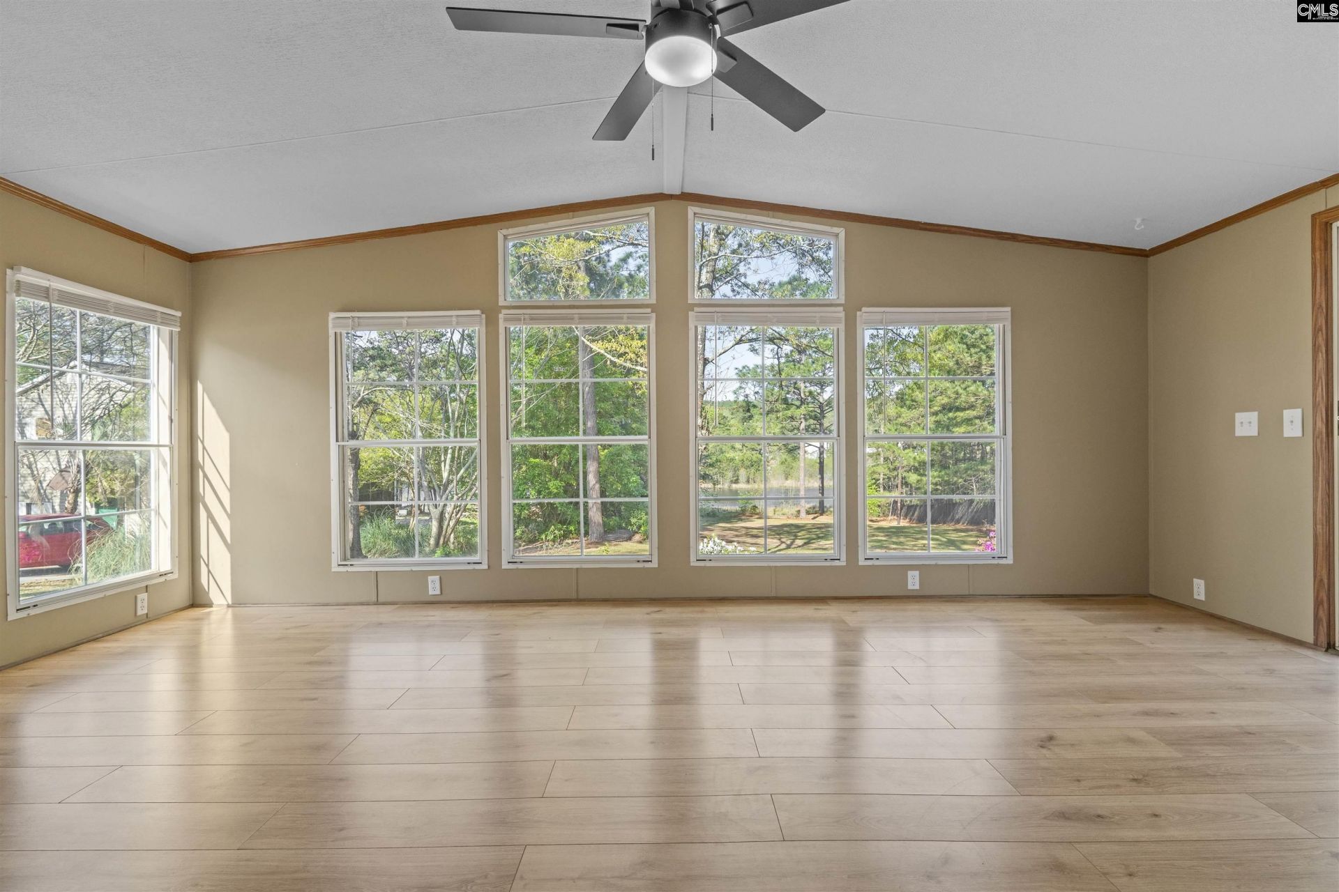 442 Mclee Road  Photo 10