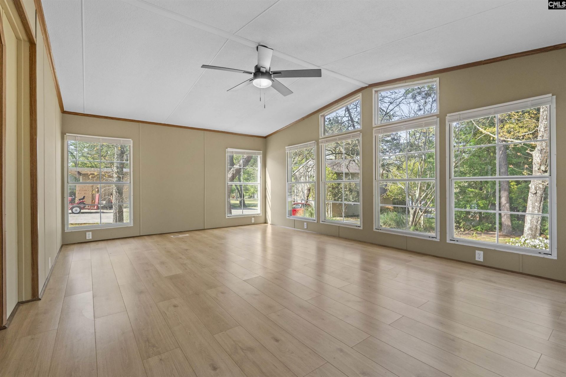 442 Mclee Road  Photo 11