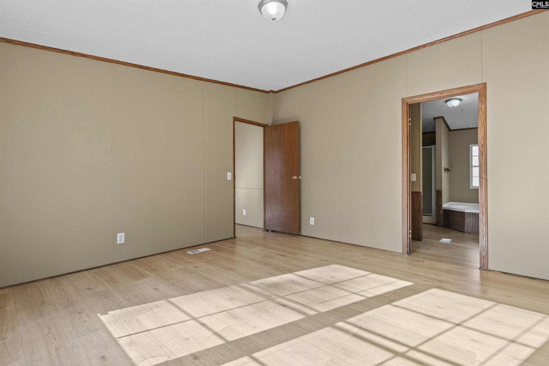 442 Mclee Road  Photo 14