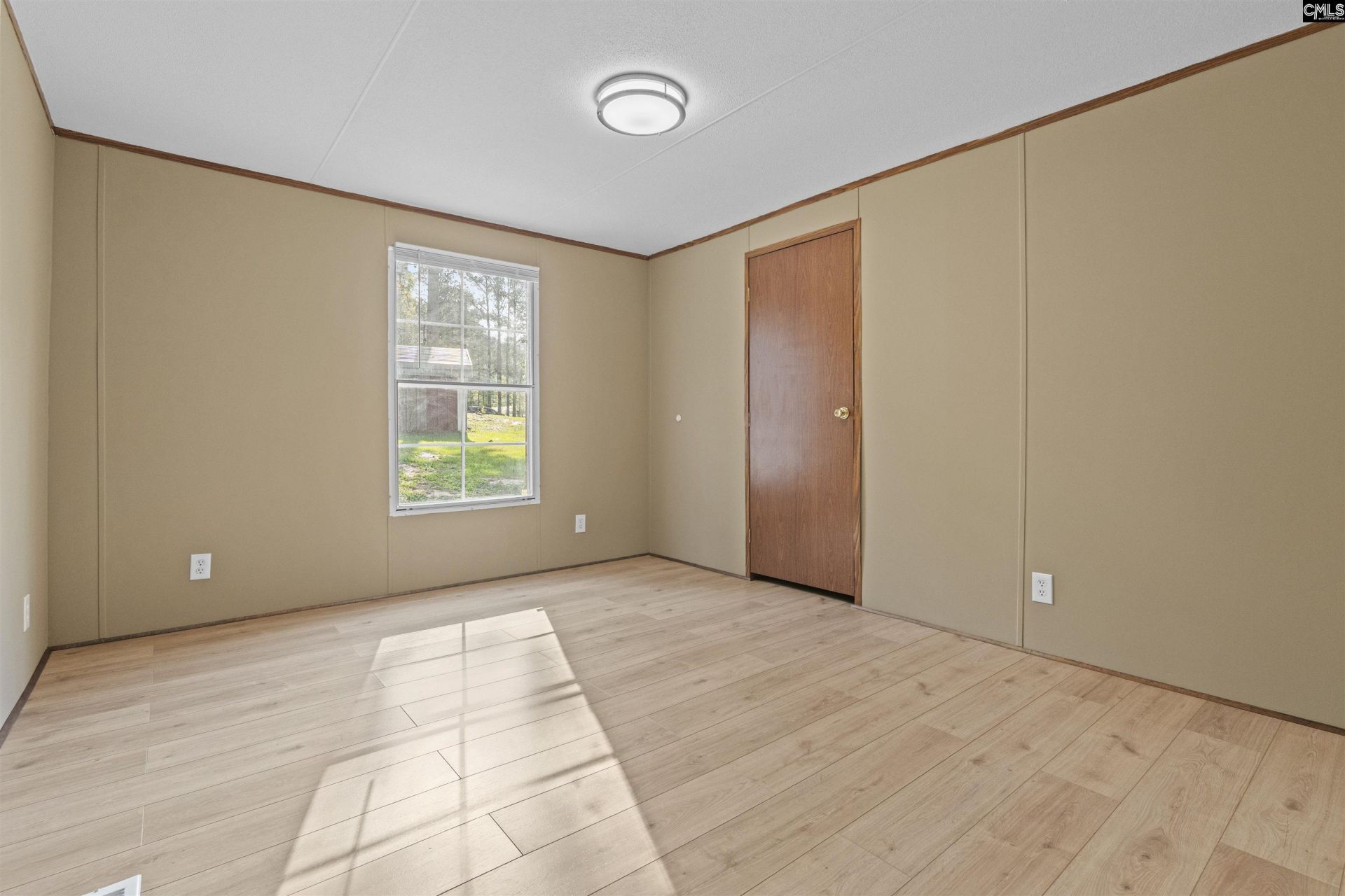 442 Mclee Road  Photo 18