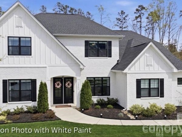 18526 Doves Crest Road, Cornelius, NC 28031