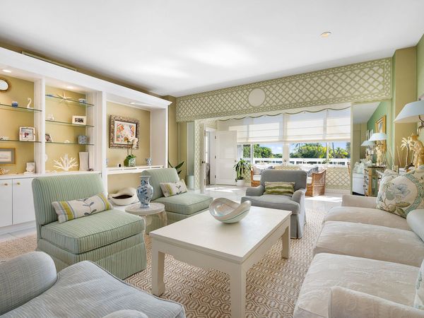 389 S Lake Drive, Unit 2d, Palm Beach, FL 33480