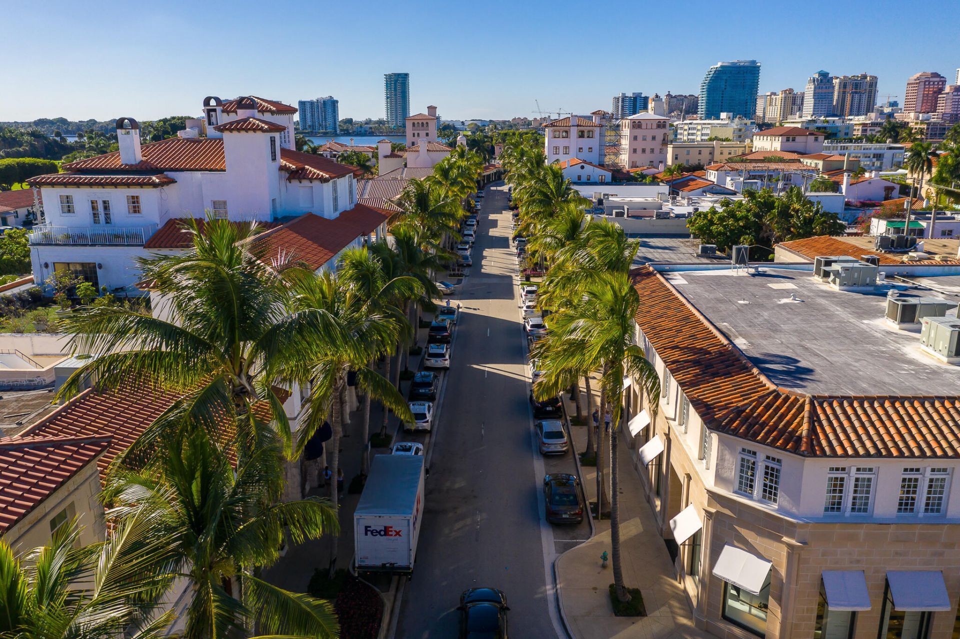 389 S Lake Drive, Unit 2d, Palm Beach, FL 33480 Photo