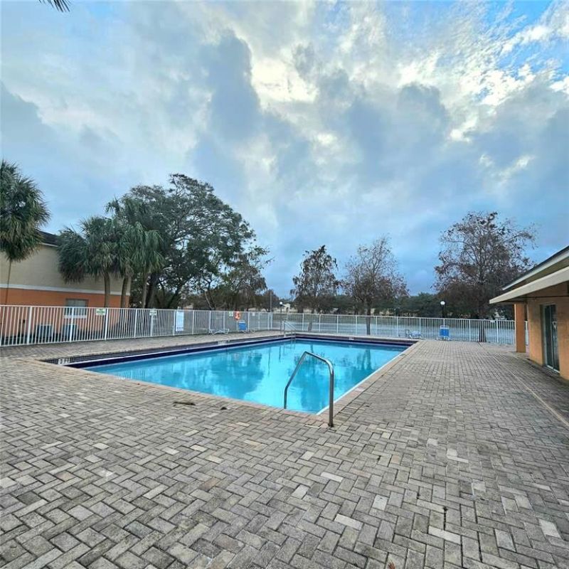 3680 N 56th Avenue, Unit 812, Hollywood, FL 33021 Photo