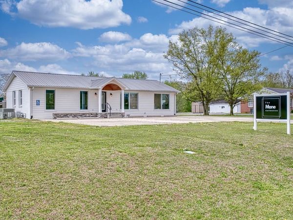 820 N Congress Blvd, Smithville, TN 37166