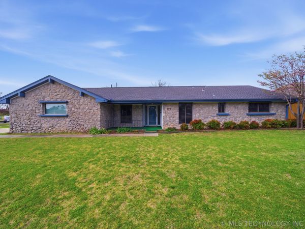 5618 E 36th Street S, Tulsa, OK 74135