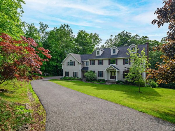 17 Weldon Woods Connecticut Road, New Fairfield, CT 06812