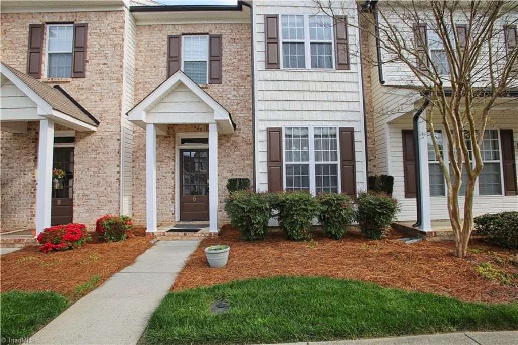 6 Viburnum Lane, Greensboro, NC 27455 Main Photo