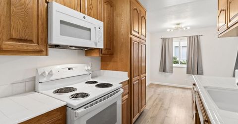 4427 Palm Ave #2, Unit 2, Sacramento, CA 95842 Photo