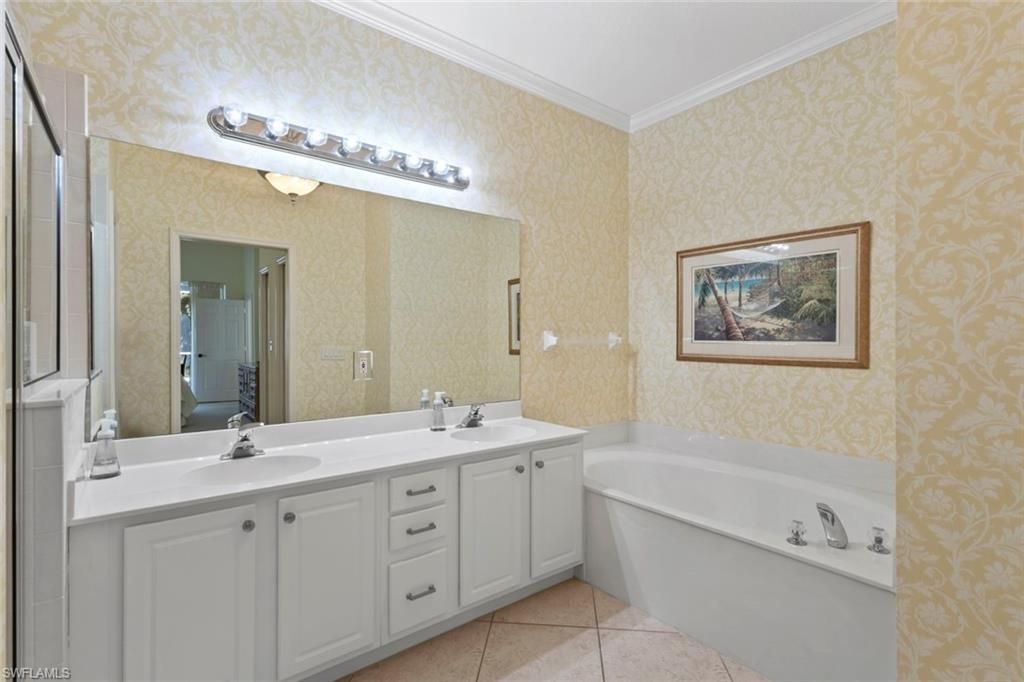 1208 Chelmsford Ct, Unit 67, Naples, FL 34104 Photo
