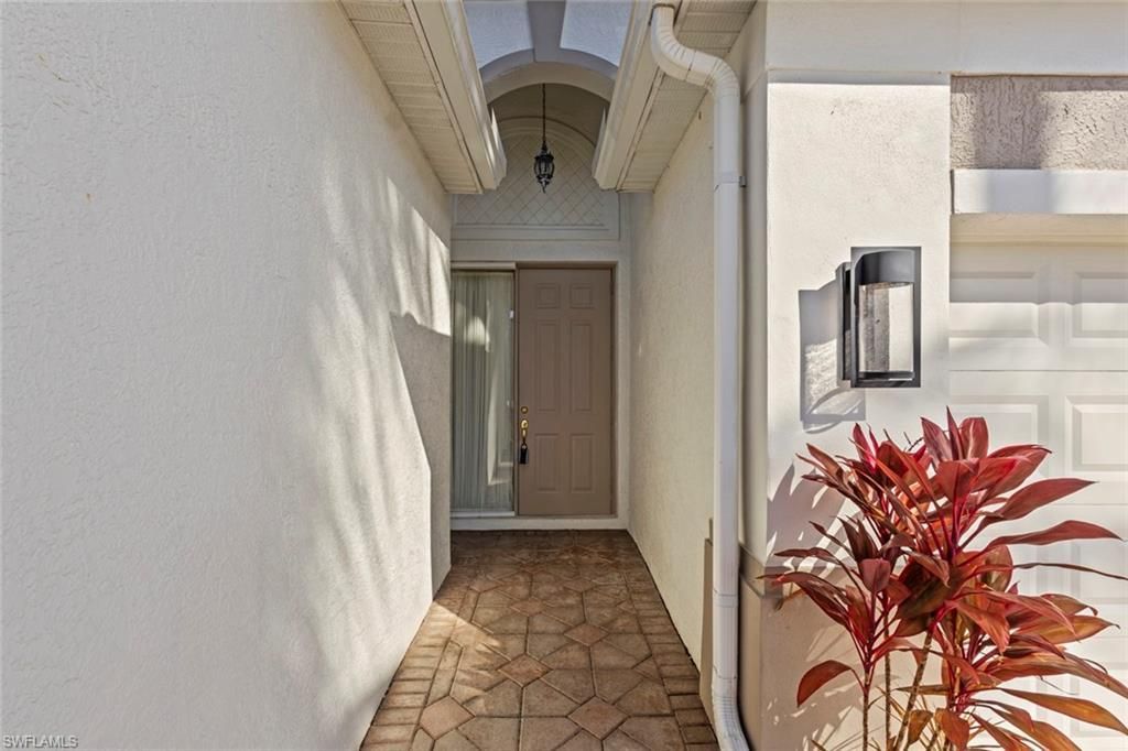 1208 Chelmsford Ct, Unit 67, Naples, FL 34104 Photo