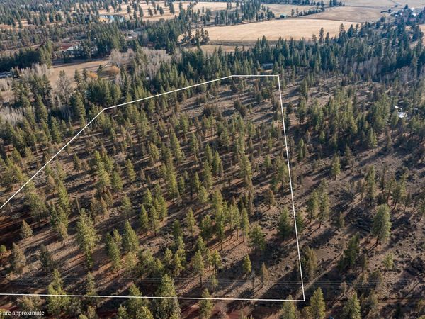 16305 Riata Court, Sisters, OR 97759