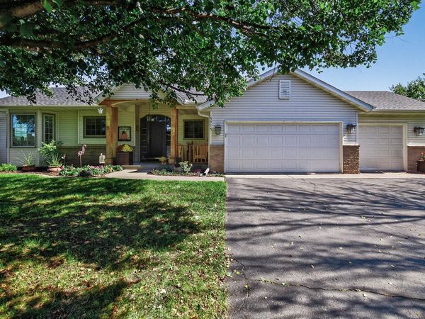5914 Crossandra Street SE, Prior Lake, MN 55372