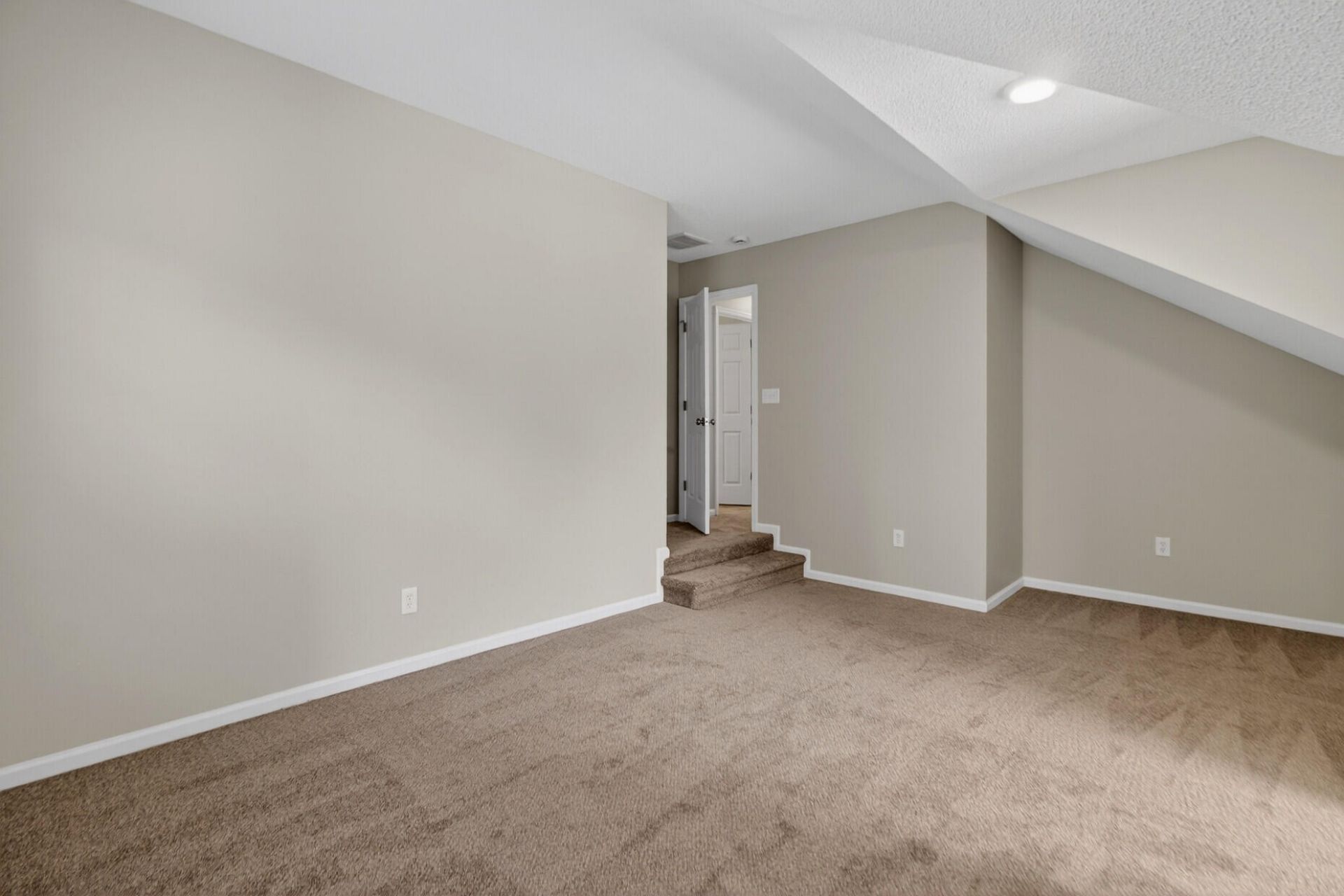 5342 Greggs Landing Photo 23