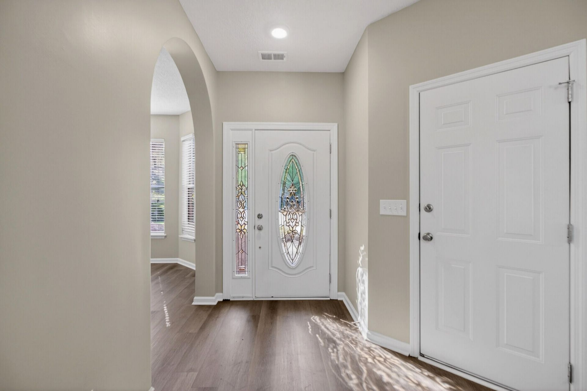 5342 Greggs Landing Photo 4