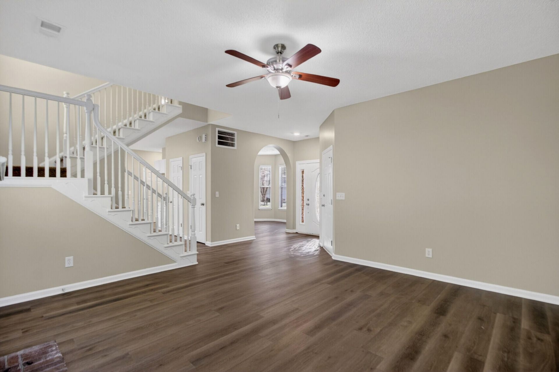 5342 Greggs Landing Photo 6