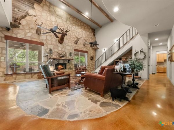 289 Mariposa Loop , New Braunfels, TX 78132