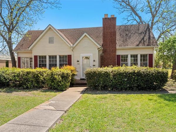 708 E Texas Avenue, Mart, TX 76664