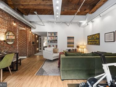 301 00 RACE STREET, Unit C002, PHILADELPHIA, PA 19106