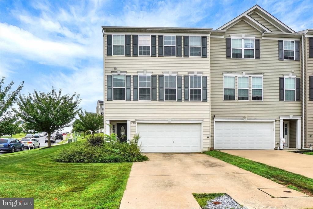 2450 Walnut Bottom Road, Unit 85, York, PA 17408 Main Photo