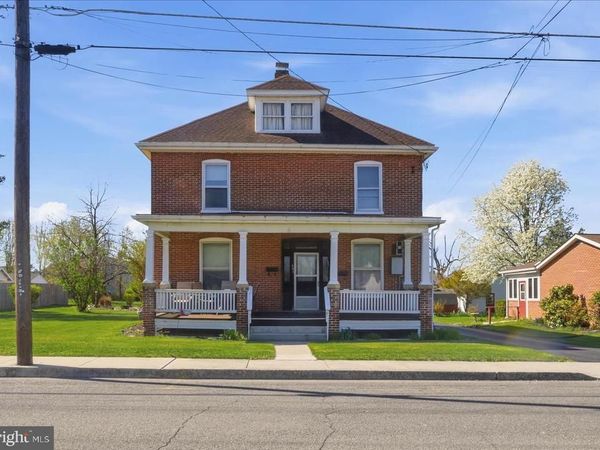 251 E E GRANT STREET, GREENCASTLE, PA 17225