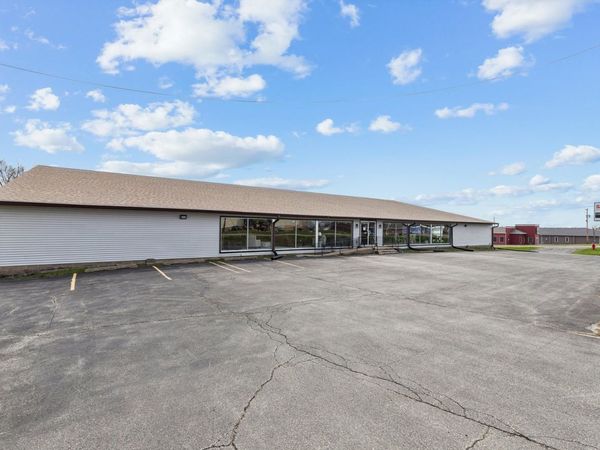 1323 11TH Street , Unit B, Dewitt, IA 52742